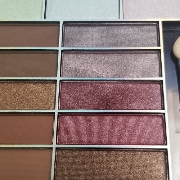 The Unicorn Palette - Picture 3 of 5